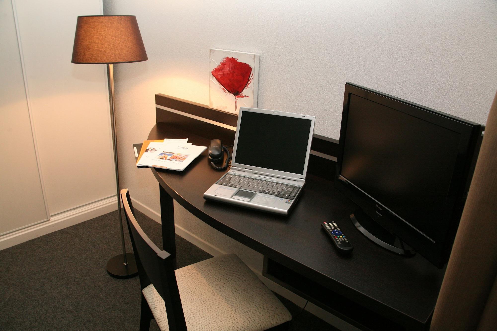 Nemea Appart Hotel Home Suite Nancy Centre Экстерьер фото