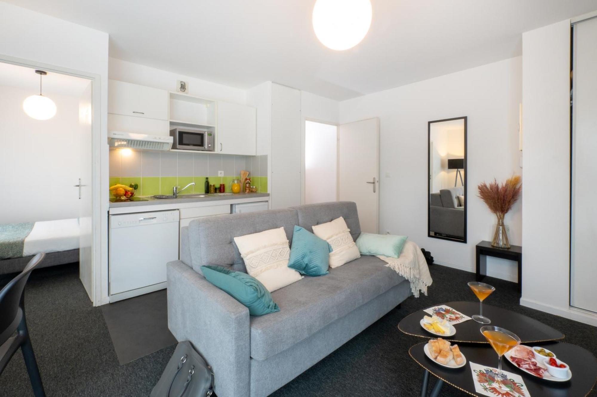 Nemea Appart Hotel Home Suite Nancy Centre Экстерьер фото